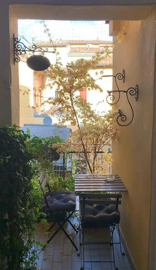 Villa Bí nel centro Bolonha 0*,  Itália